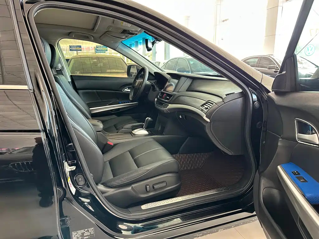 HONDA CROSSTOUR 2016