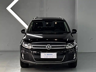 VOLKSWAGEN TIGUAN 2015