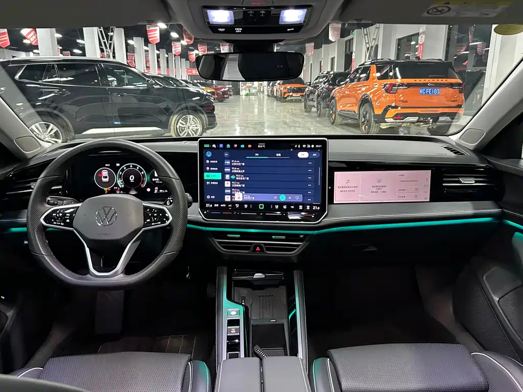 VOLKSWAGEN MAGOTAN 2024