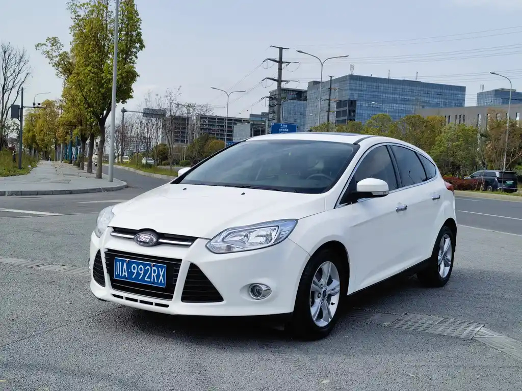 FORD FOCUS 2012