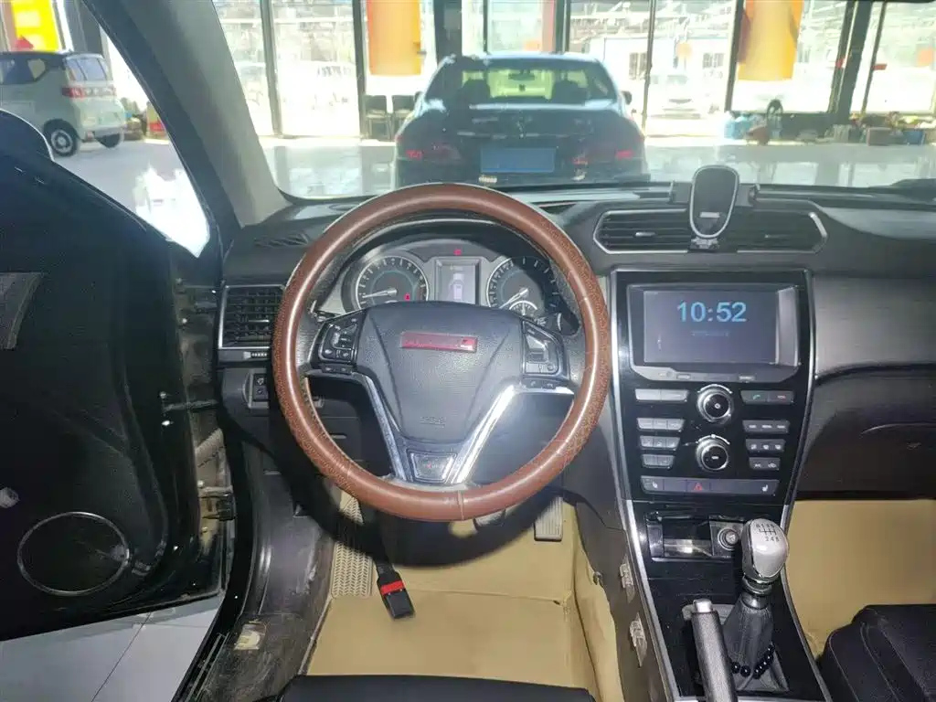 HAVAL H2 2014