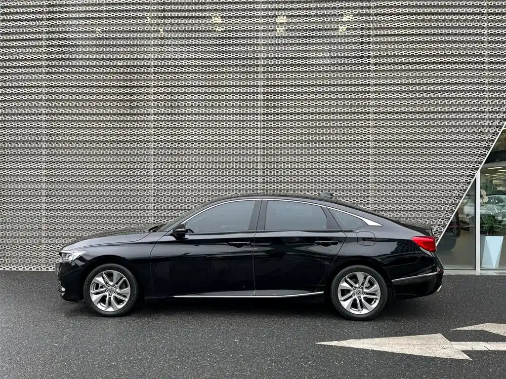 HONDA ACCORD 2021