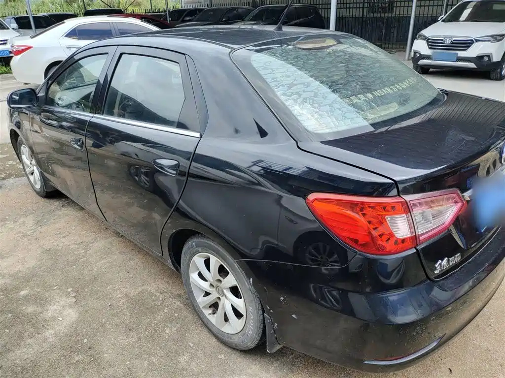 DONGFENG AEOLUS S30 2013