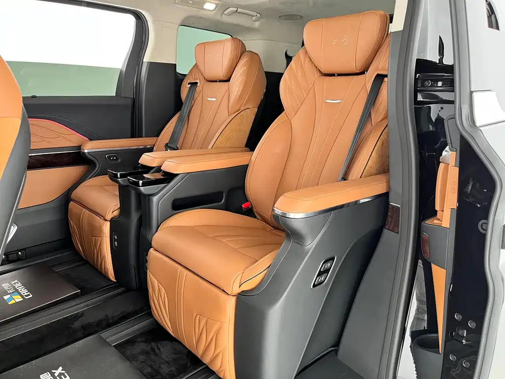 HONGQI HQ9 2022