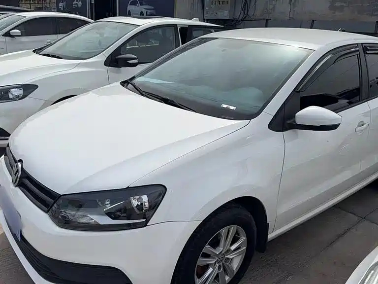 VOLKSWAGEN POLO 2018