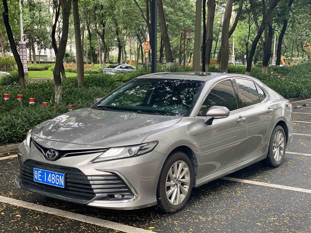 TOYOTA CAMRY 2022
