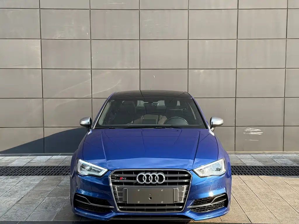 AUDI S3 2015
