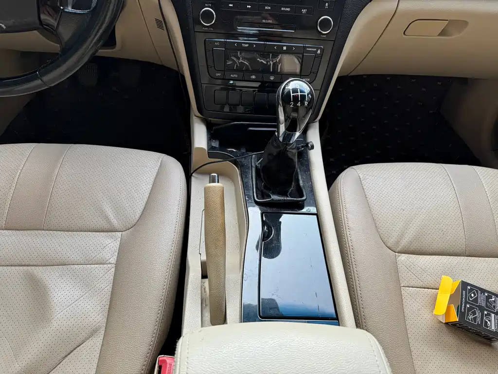 GEELY AUTO GEELY EC8 2010