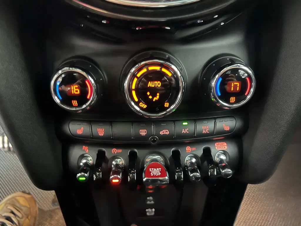MINI JCW 2022