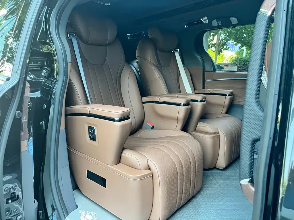 TOYOTA SIENNA SIENNA 2024