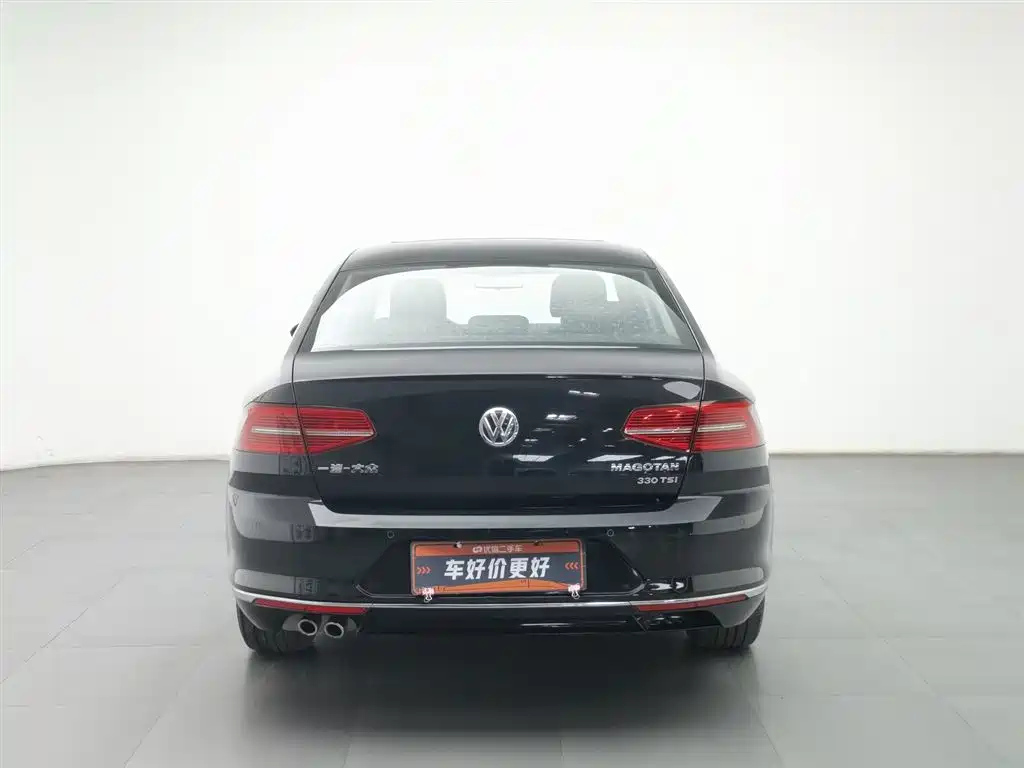 VOLKSWAGEN MAGOTAN 2018