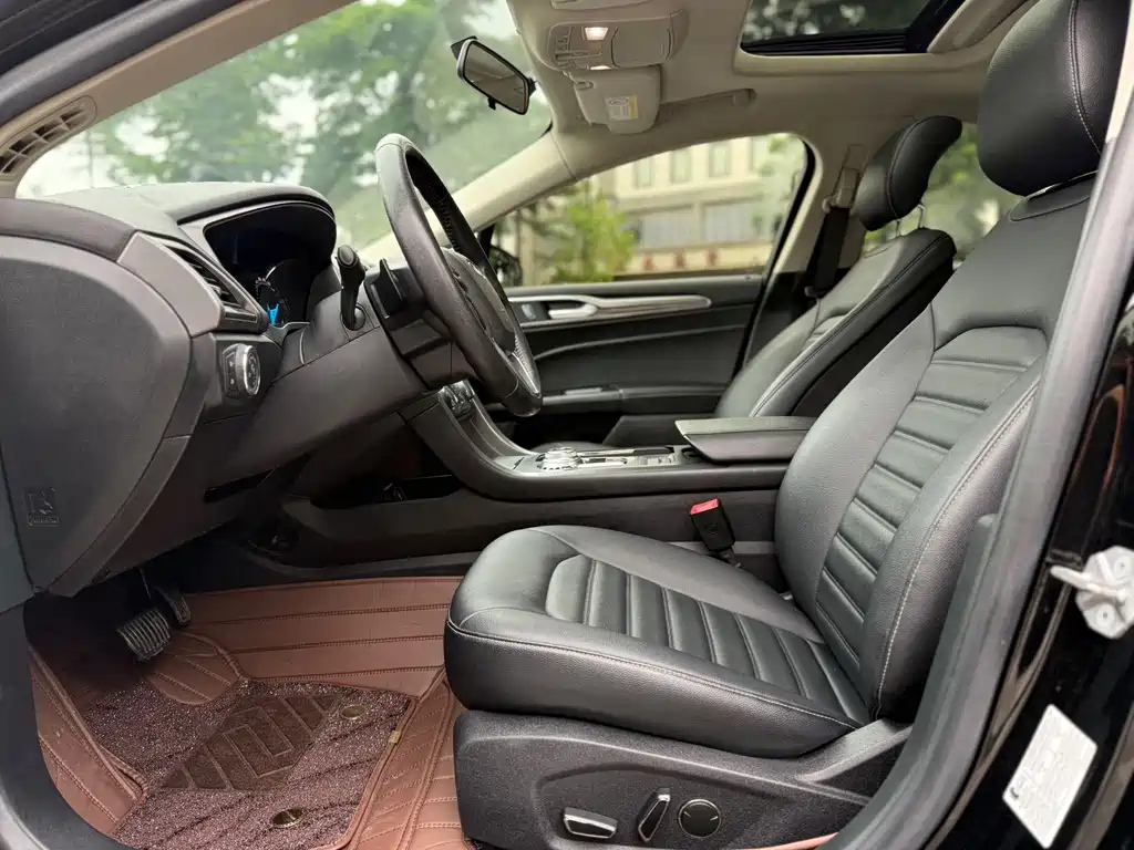 FORD MONDEO 2018