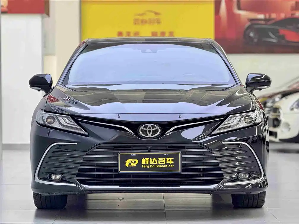 TOYOTA CAMRY 2021