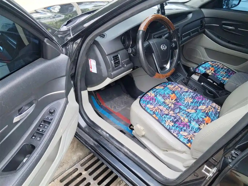 BAIC SENOVA D50 2014