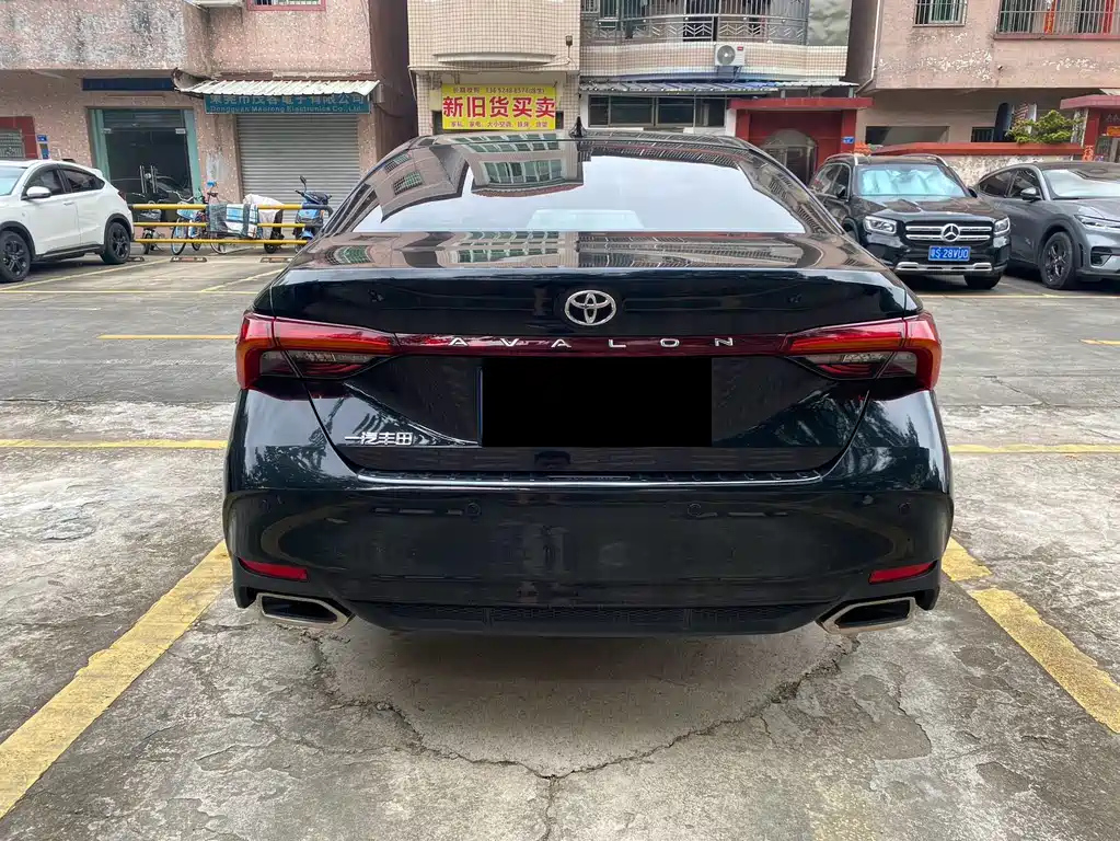 TOYOTA AVALON 2023
