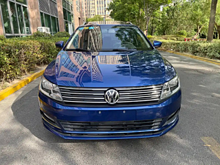 VOLKSWAGEN LAVIDA  2015