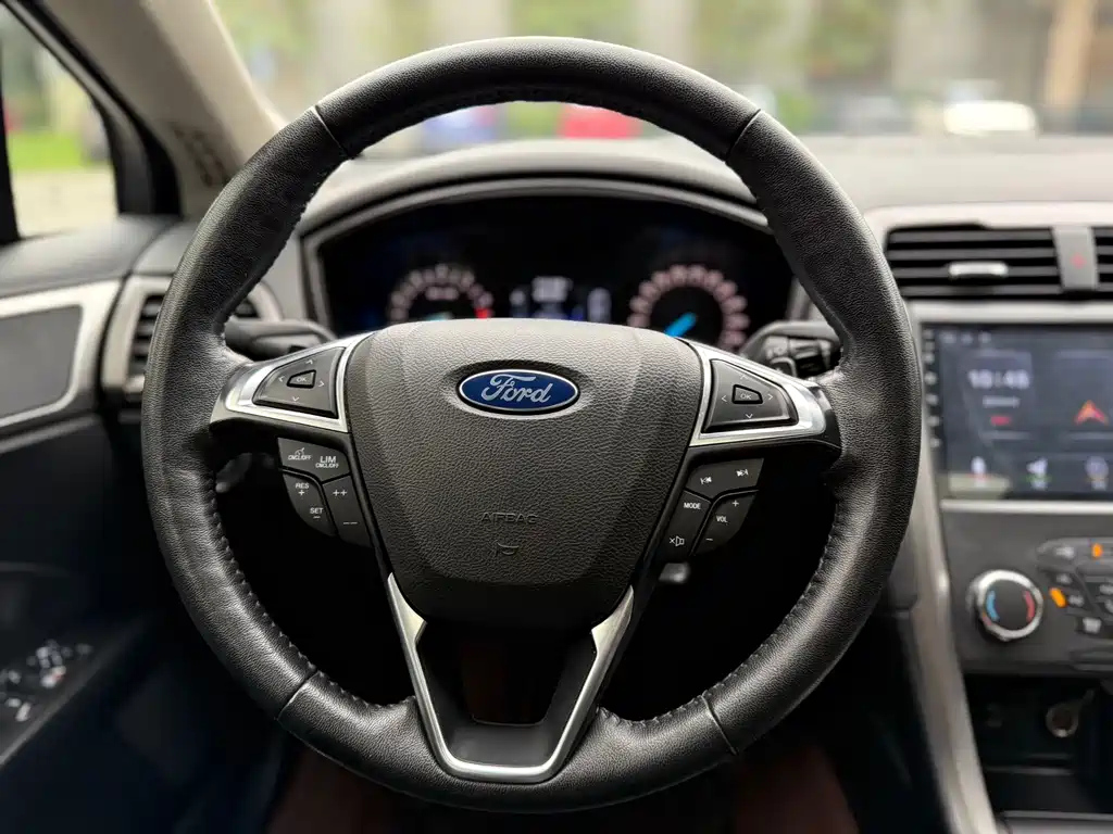 FORD MONDEO 2018