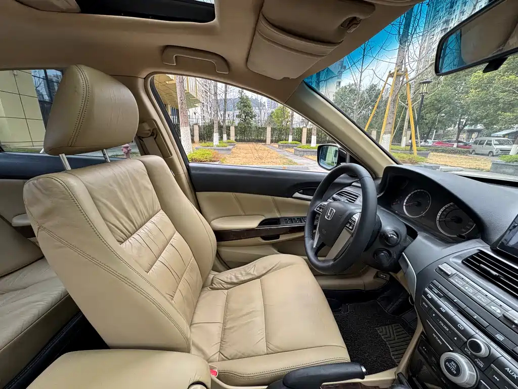 HONDA ACCORD 2010