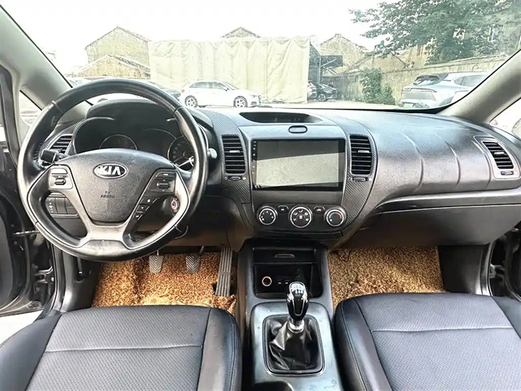 KIA K3 2013