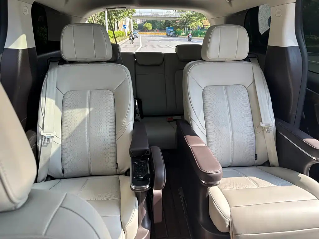 TRUMPCHI M8 2021