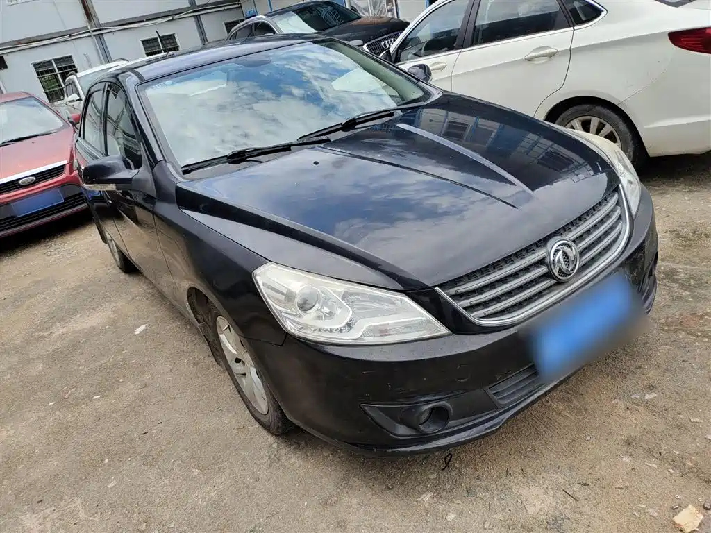DONGFENG AEOLUS S30 2013
