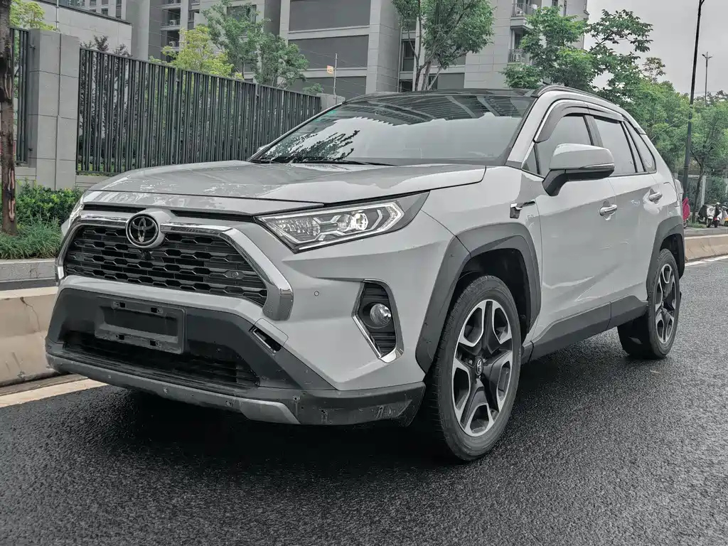 TOYOTA RAV4 RONGFANG 2020