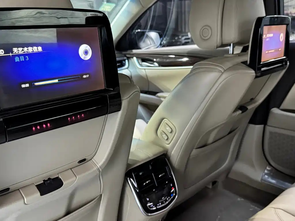 CADILLAC XTS 2014