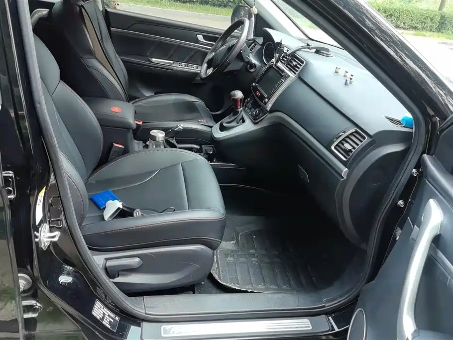 HAVAL M6 2018