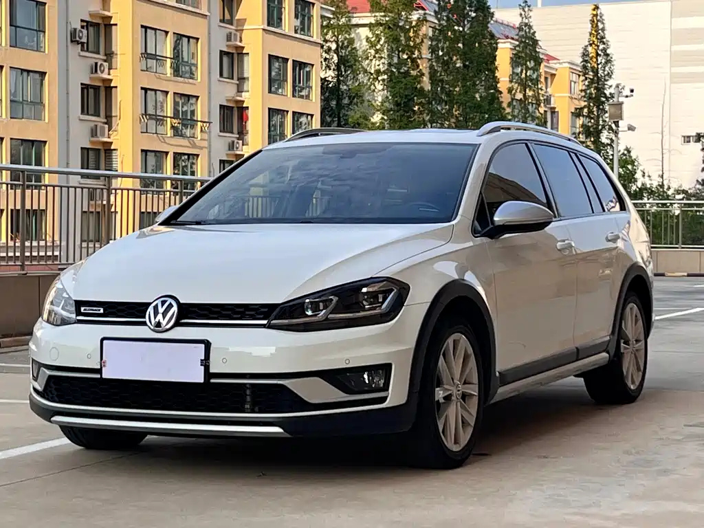 VOLKSWAGEN GOLF IMPORT 2019