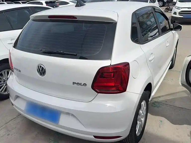 VOLKSWAGEN POLO 2018