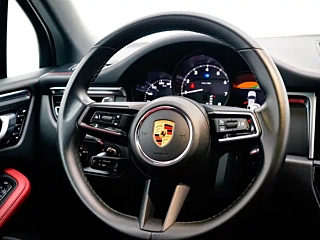 PORSCHE MACAN 2022 YEAR MACAN 2.0T 2022