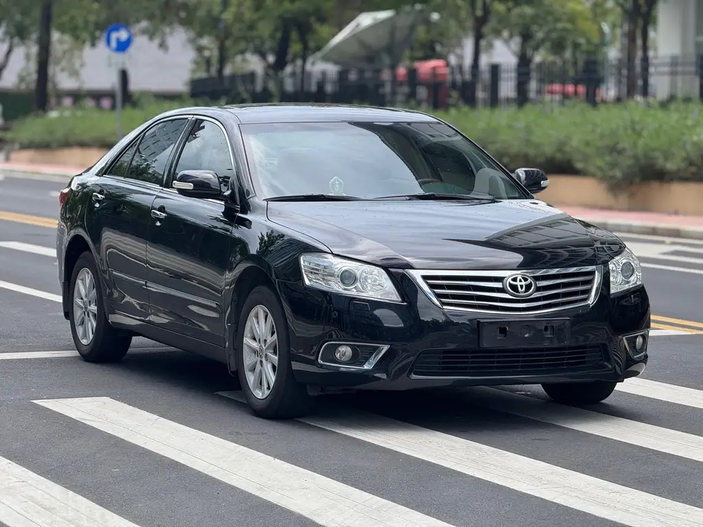 TOYOTA CAMRY 2011