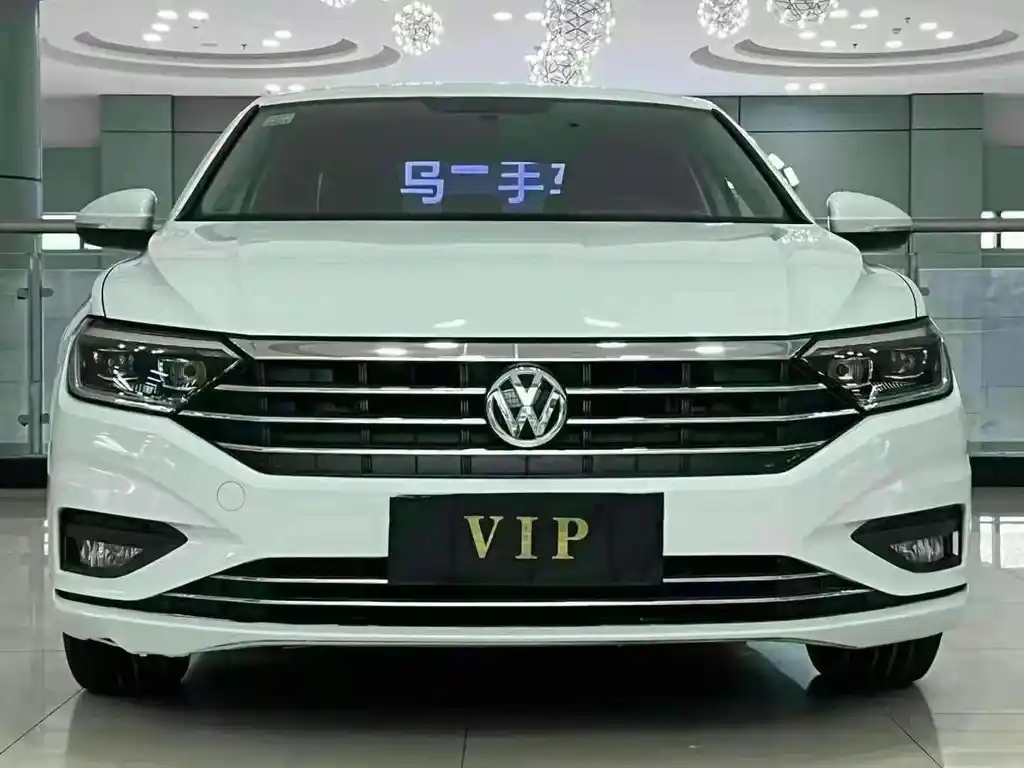 VOLKSWAGEN SAGITAR 2021