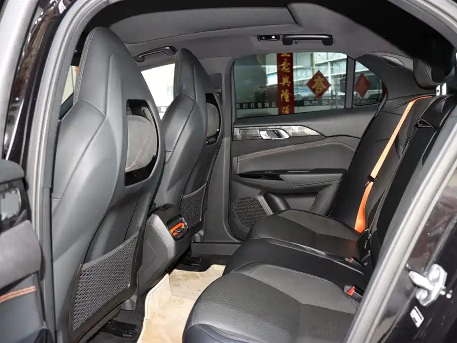 LYNK&CO 02 HATCHBACK 2021