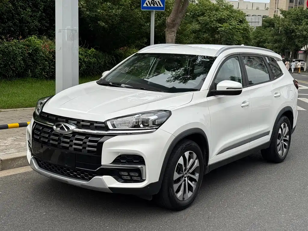 CHERY TIGGO 8