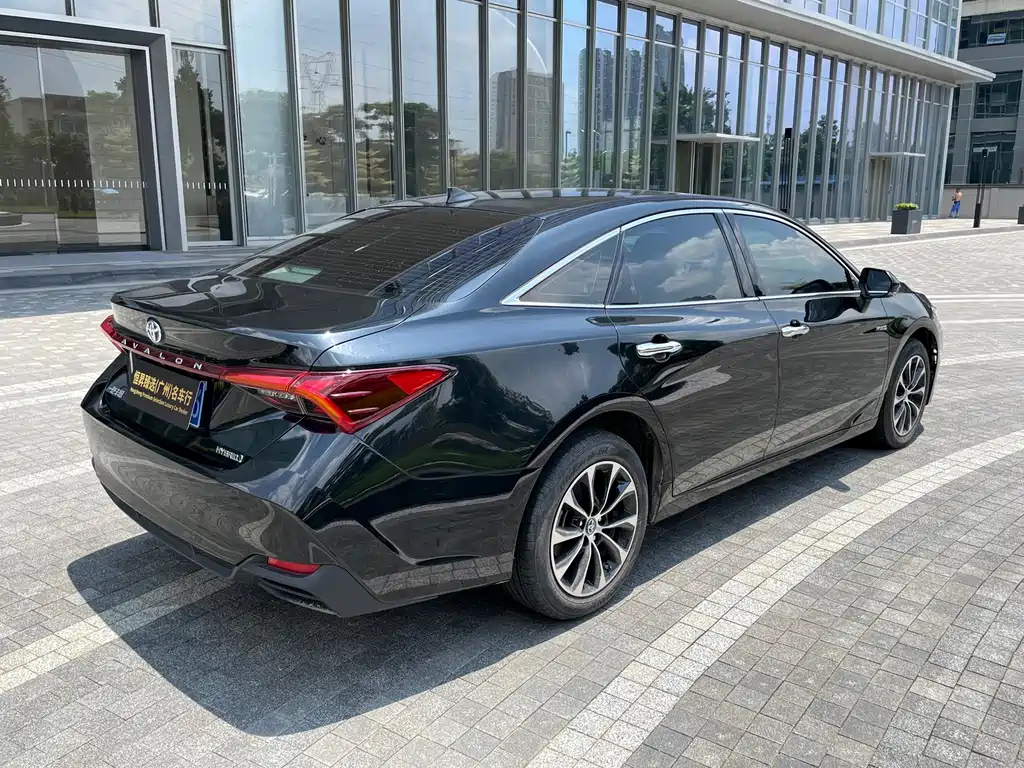 TOYOTA AVALON 2023