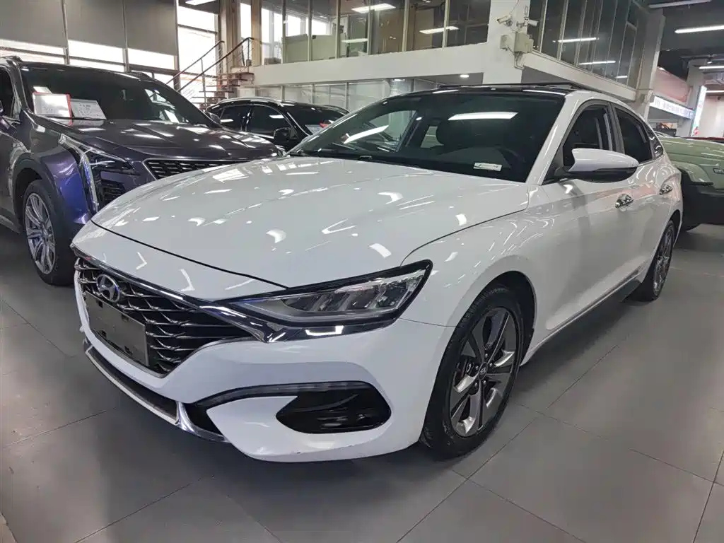 HYUNDAI LAFESTA