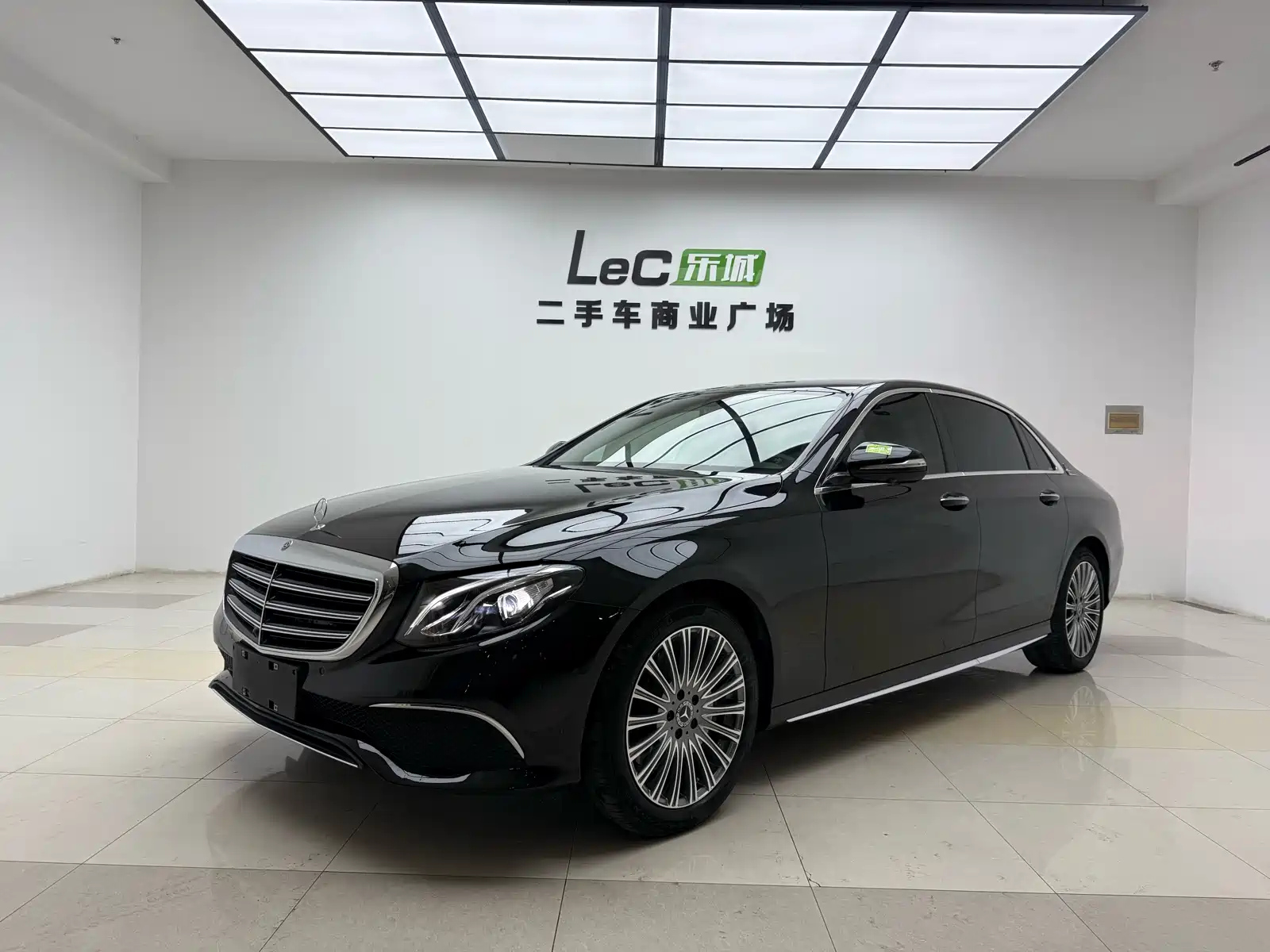 MERCEDES BENZ E-CLASS
