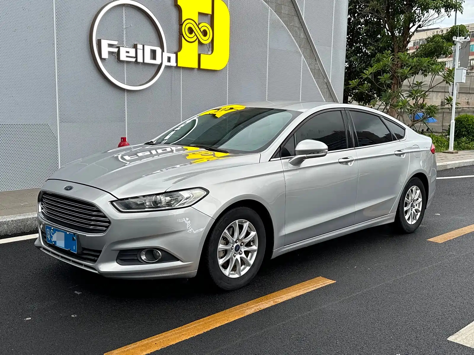 FORD MONDEO