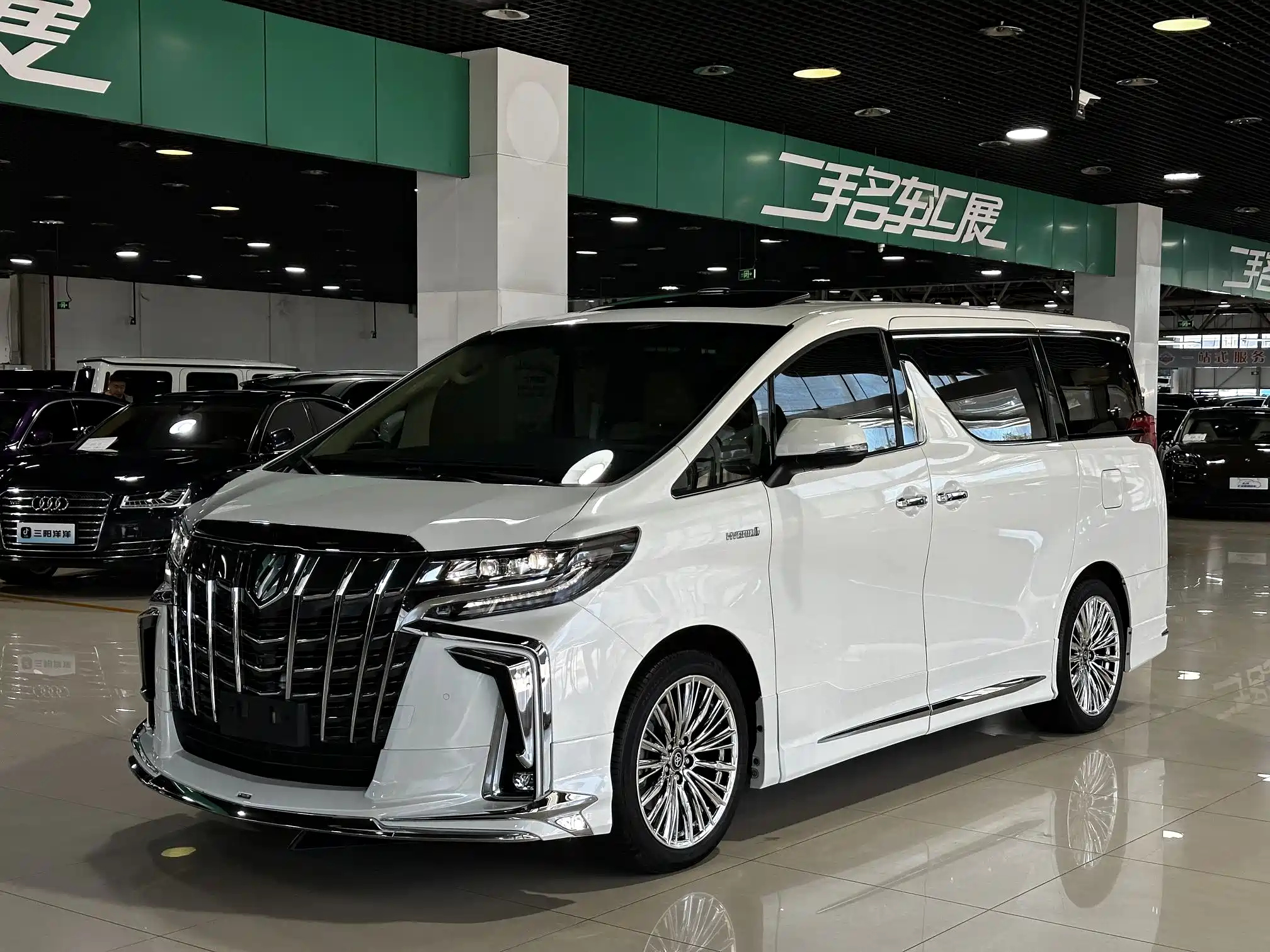 TOYOTA ALPHARD