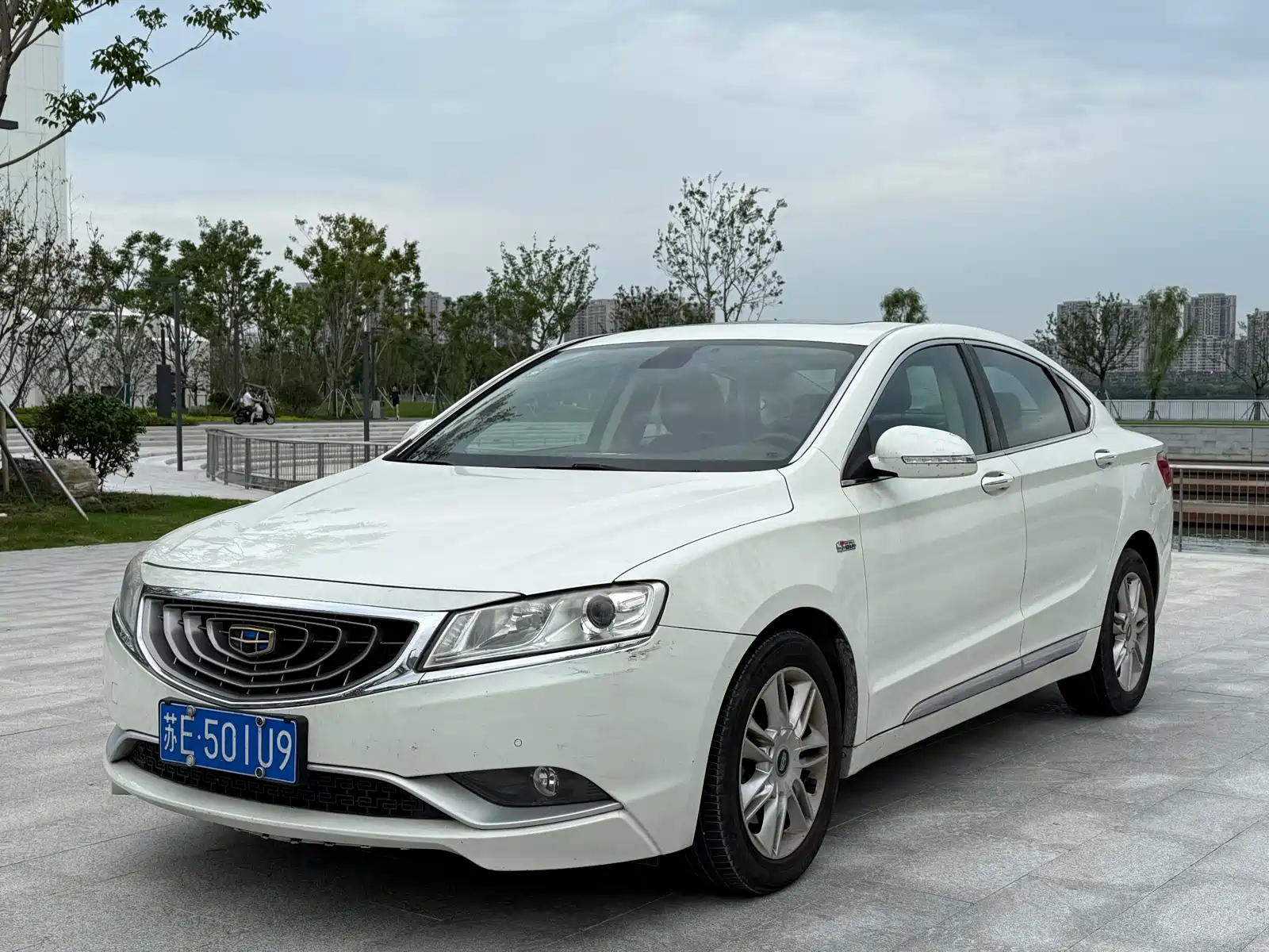 GEELY AUTO BORUI