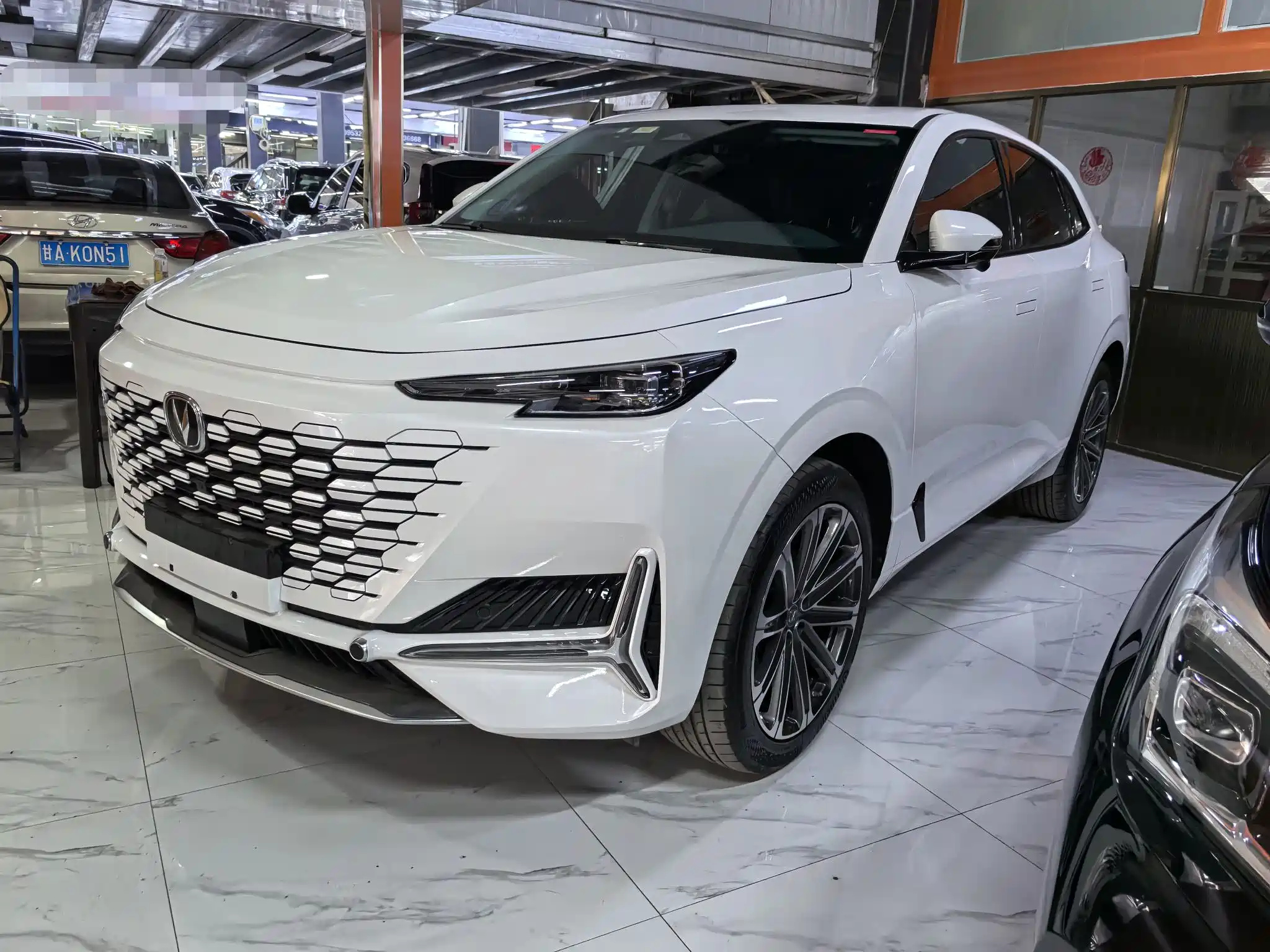 CHANGAN UNI-K
