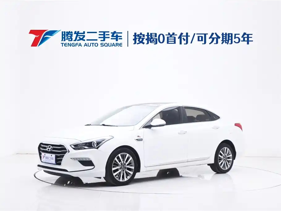 HYUNDAI MISTRA