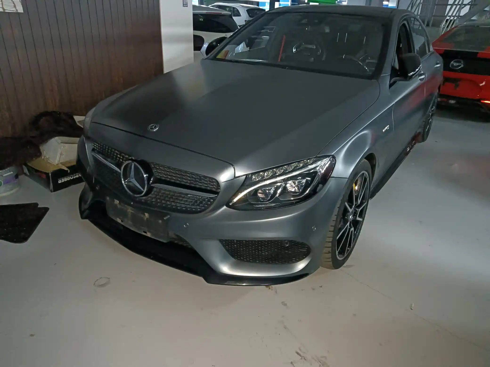 MERCEDES BENZ C-CLASS AMG