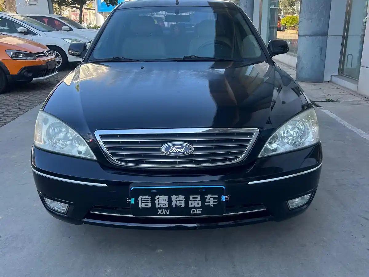 FORD MONDEO