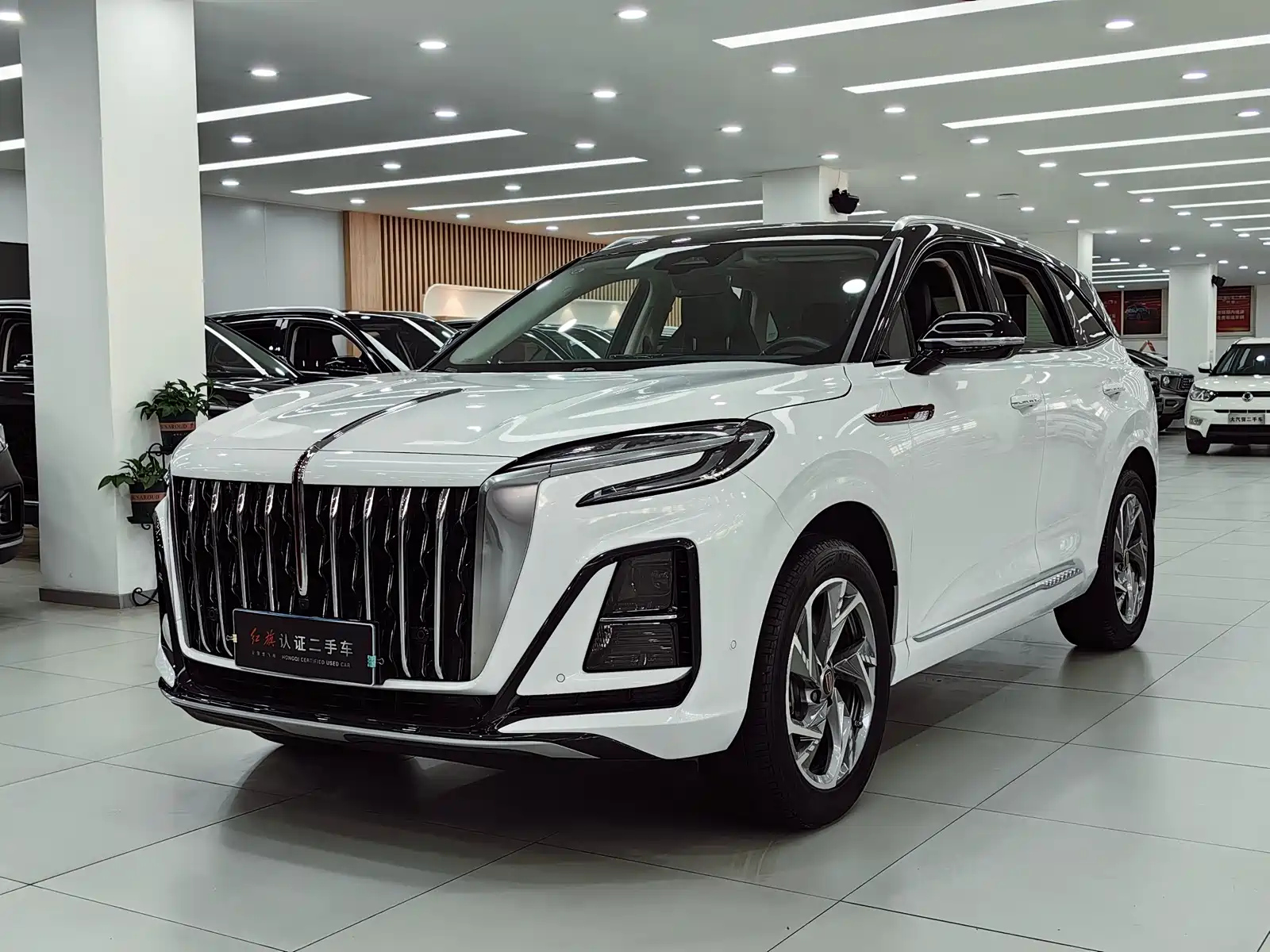HONGQI HS3