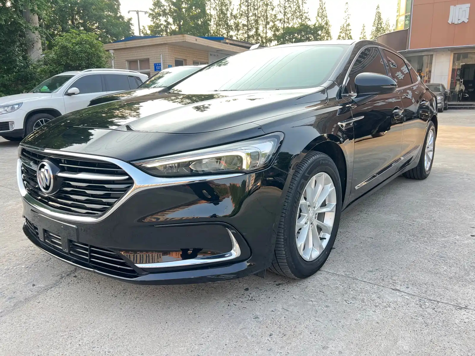 BUICK LACROSSE