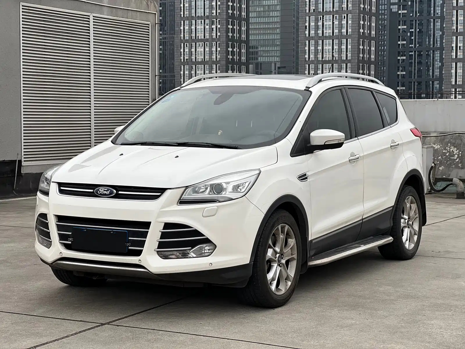 FORD ESCAPE