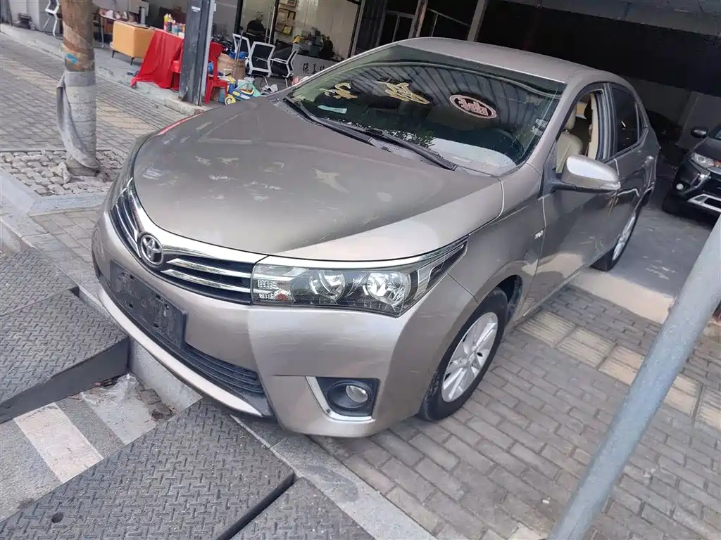 TOYOTA COROLLA