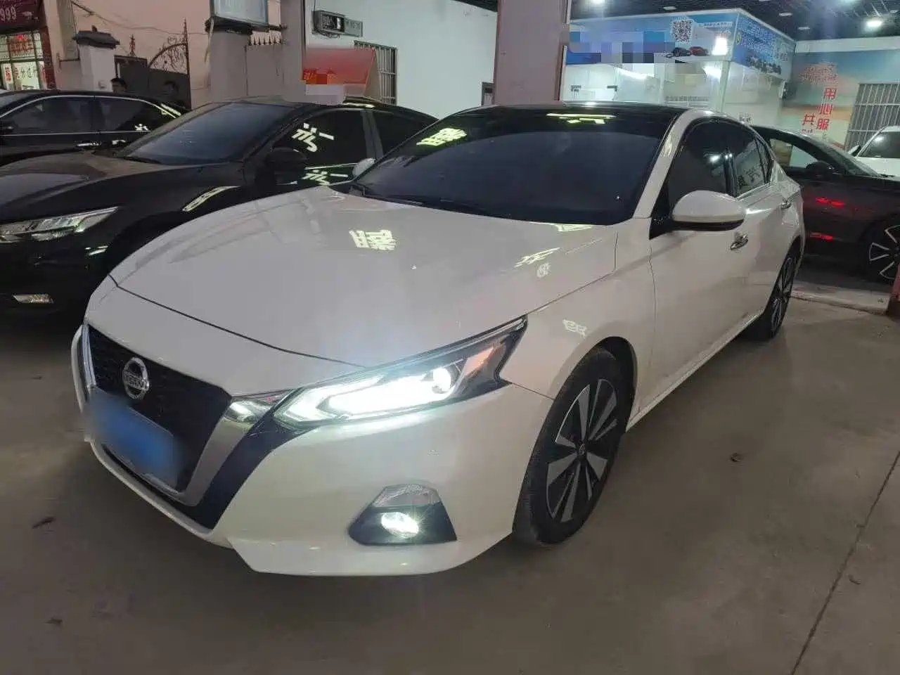 NISSAN TEANA